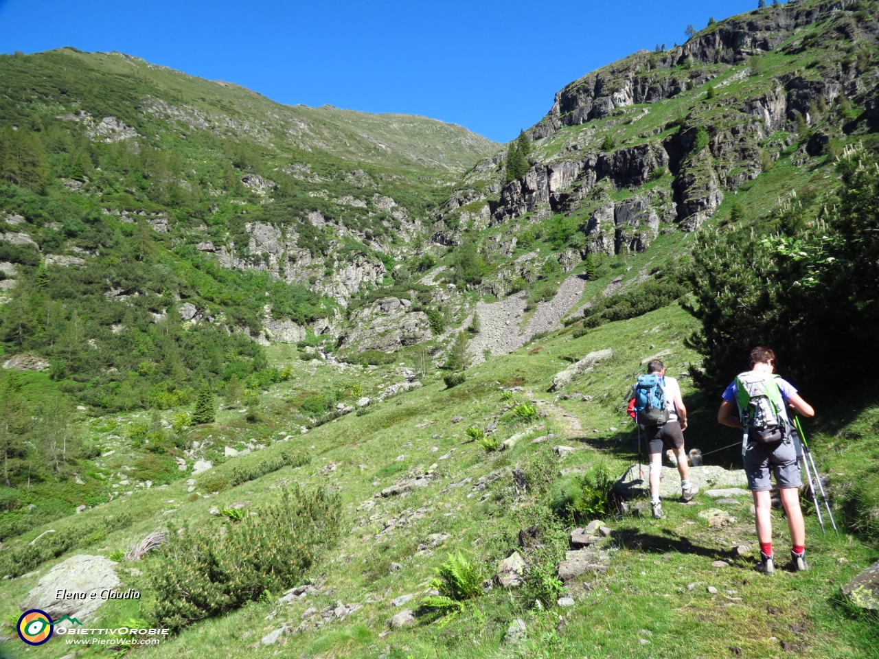 02 La valle del Venerocolino.JPG